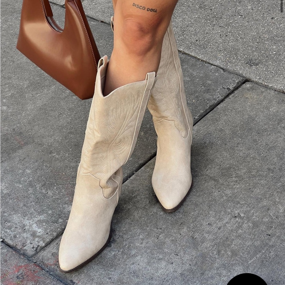 Tan Cowgirl Boots